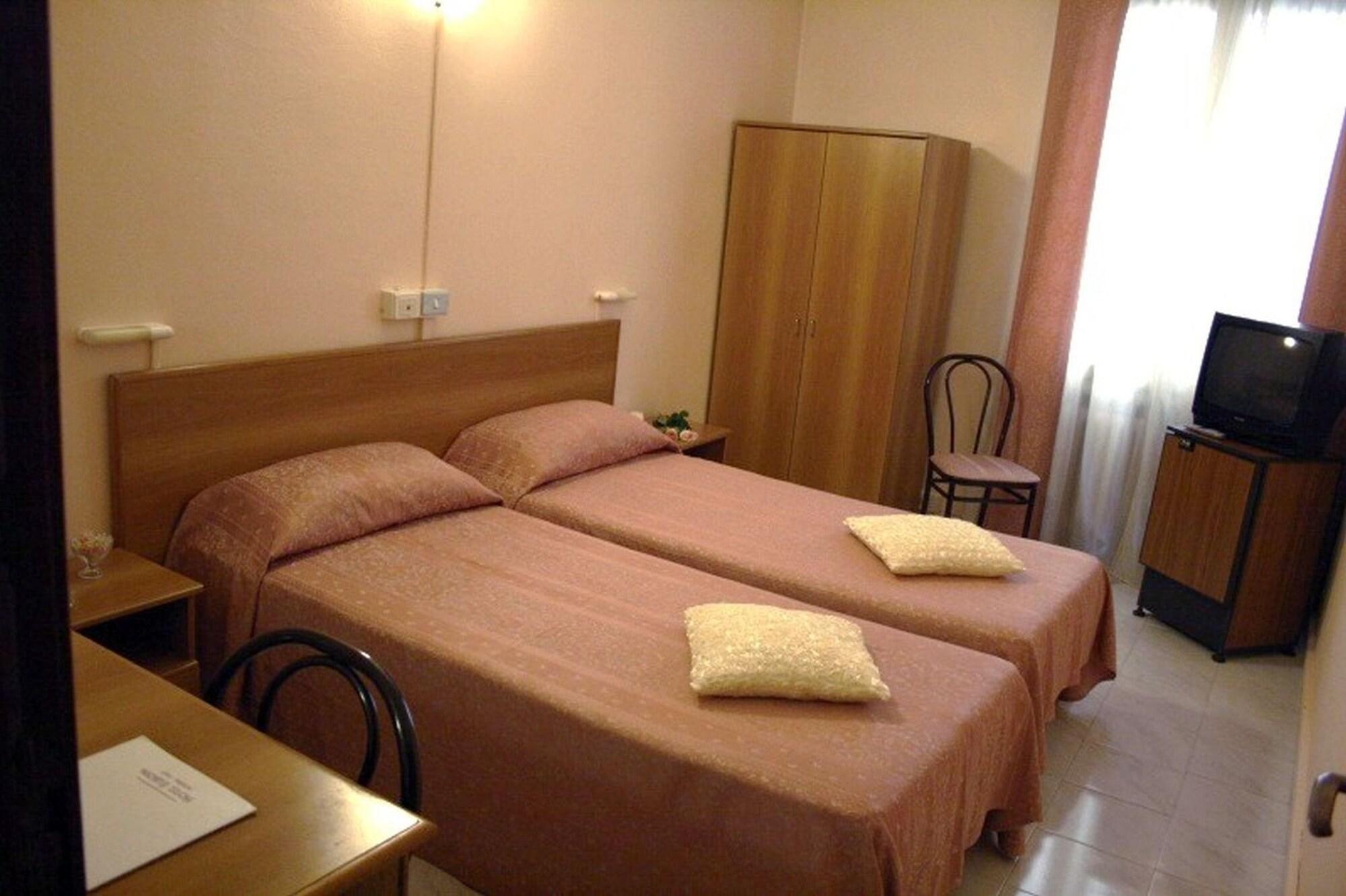 Hotel Europa Modena Esterno foto