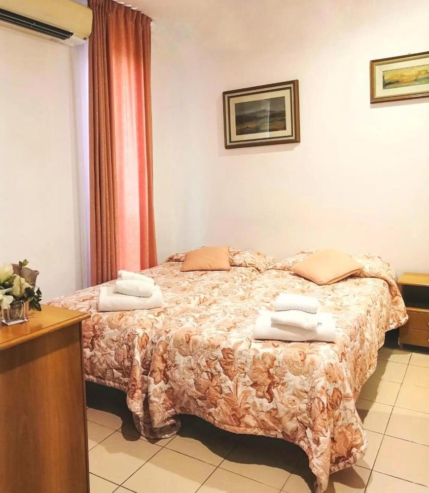 Hotel Europa Modena Esterno foto
